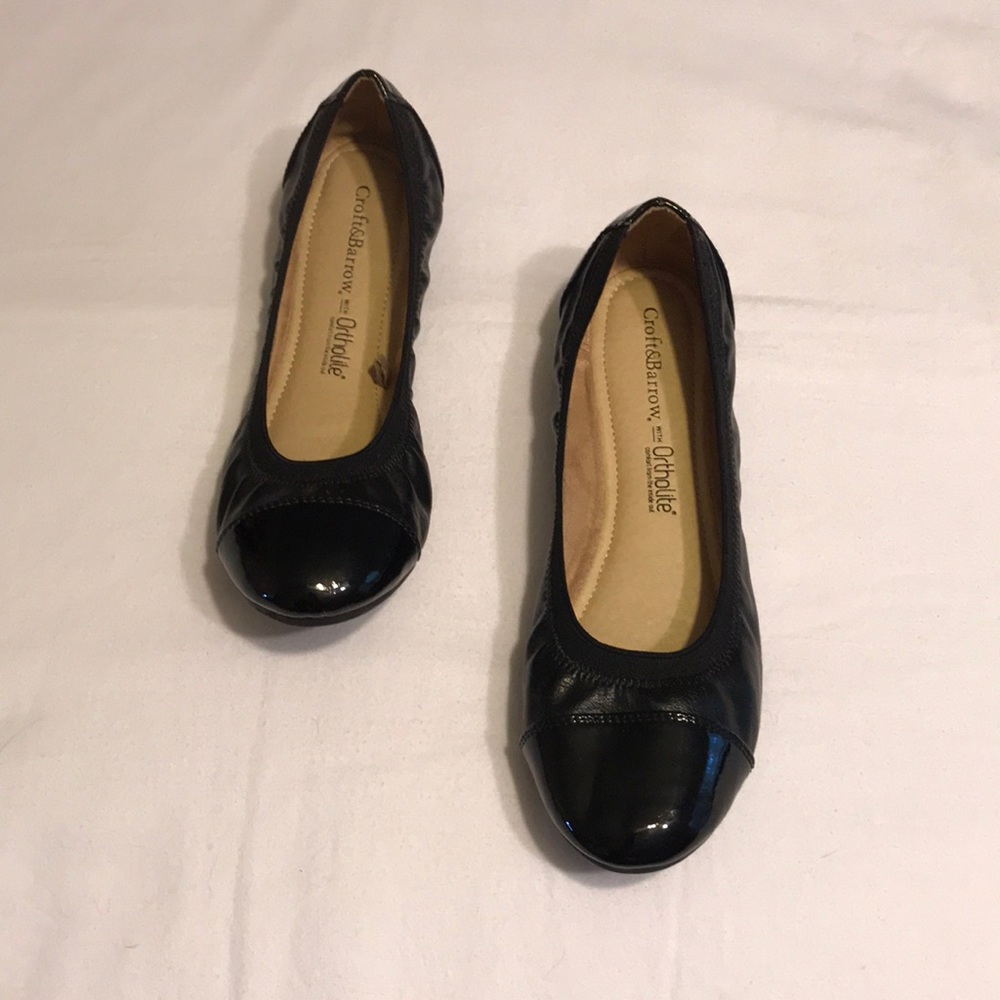 Black comfort ballet flats Size 6